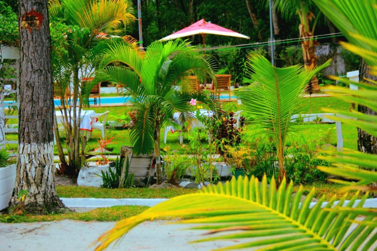 The Sanctuary Lodge Foulpointe 外观 照片