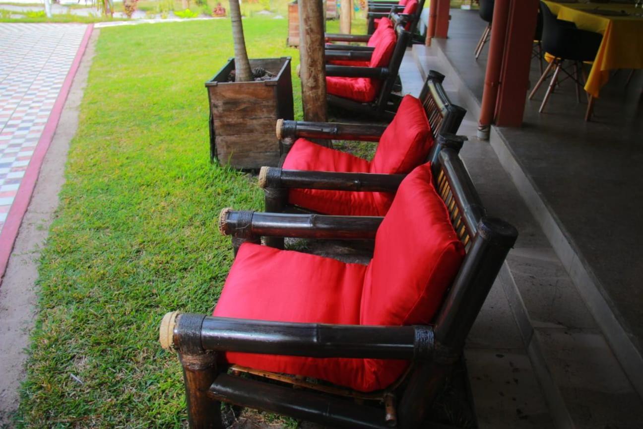 The Sanctuary Lodge Foulpointe 外观 照片